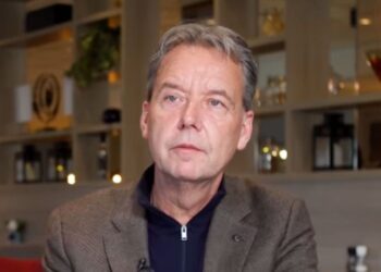 Driessen is woedend en haalt uit naar VI: ‘Daarom is VI een kutprogramma’