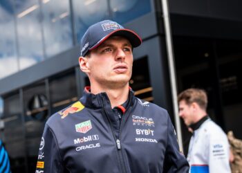 BREAKING: Max Verstappen woest en dreigt met vertrek uit formule 1