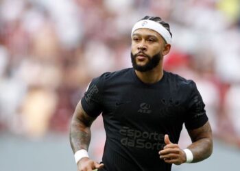 Memphis bijt van zich en laat zich meteen zien tijdens basisdebuut