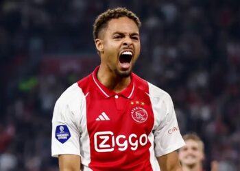 FC Barcelona volgt Devyne Rensch op de voet, Premier League-clubs tonen ook interesse