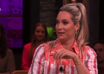 Hélène Hendriks krijgt volle laag met haat reacties na kritiek op ex Ajax-speler