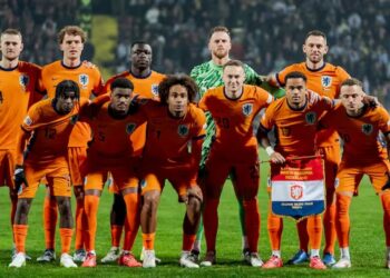 Feyenoord-fans hopen massaal op terugkeer Oranje-international: “Ontbrekende schakel”