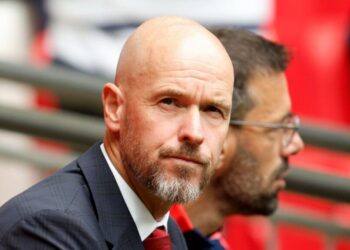 Erik ten Hag maakt mogelijke rentree naar Eredivisie topclub