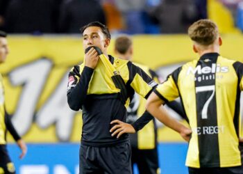 Vitesse zwaar gestraft: 21 punten in mindering, licentie onzeker volgens KNVB