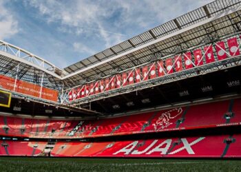Ajax spreekt zich uit over betwist besluit: ‘Wij zijn teleurgesteld’