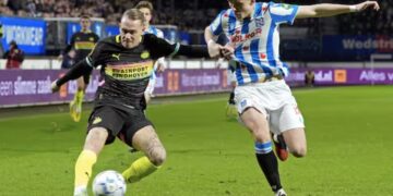 PSV loopt opnieuw puntenverlies op: Heerenveen houdt punten in Friesland