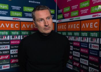 ‘Brian Priske moet vertrekken bij Feyenoord’