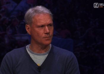 Marco van Basten haalt uit het niets Ajacied keihard uit