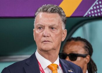 ‘Van Gaal verrast met nieuwe avontuur in het buitenland’