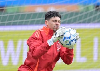 Debutant Matheus van Ajax wordt zelfs na afloop geprezen: ‘Een ware ster!’
