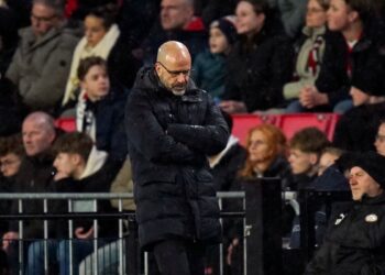 Wereld Peter Bosz stort in: “Dit is dodelijk”