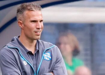 Heerenveen wil KKD-trainer als opvolger van Robin Van Persie