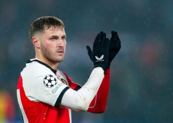 Santiago Giménez mist De Klassieker: Feyenoord rondt transfer met AC Milan af voor recordbedrag