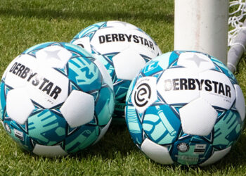 Onwerkbare omstandigheden bij een Eredivisieclub: een personeelslid meldt zich ziek