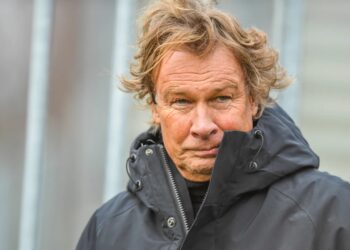 Kraay onthult vraagprijs Twente: ‘Feyenoord moet snel toeslaan voor Sem Steijn’