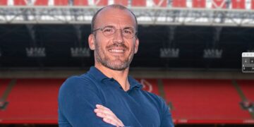 Alex Kroes krijgt duidelijkheid over straf van de licentiecommissie van de KNVB
