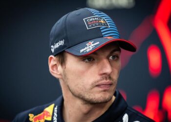Max is kwaad en grijpt naar social media en liked pijnlijk bericht over Red Bull
