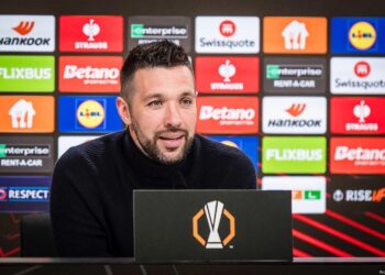 Verwachtte opstellingen Ajax – AZ: Farioli voert liefst negen wijzigingen door