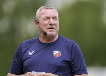 Michael van Praag deelt zijn mening over Ajax, Ron Jans reageert vol ongeloof