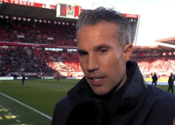 Van Persie zorgt voor enorme verbazing vanwege opmerkelijke uitspraak