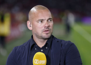 Sneijder uit scherpe kritiek op Heerenveen na feestviering: ‘Dit kan niet, gauw kappen met die onzin’