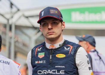 Nederlandse media ‘sprakeloos’ door bizar gedrag Max Verstappen