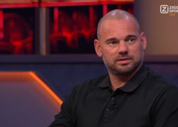 Sneijder keihard uitgelachen en belachelijk gemaakt in Engeland