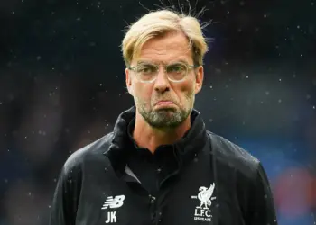 Klopp uit zich keihard het slechtste idee ooit in het voetbal