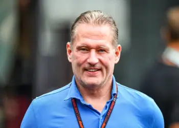 Jos Verstappen deelt keiharde boodschap aan zoon Max