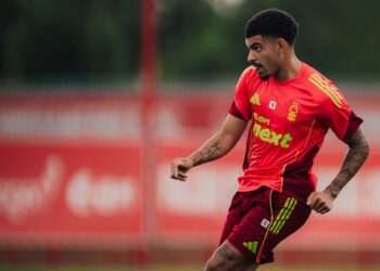 Nottingham Forest beklaagt zich over Tottenham na illegale actie