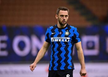 Stefan de Vrij hint op terugkeer in Eredivisie