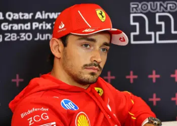 Charles Leclerc in totale paniek op Silverstone