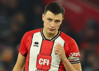 Feyenoord verrast met aantrekken peperdure verdediger