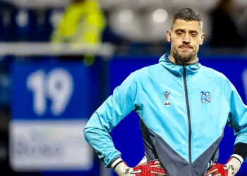 Andries Noppert verruilt Heerenveen voor een verrassende bestemming