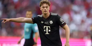 Bayern-directeur Max Eberl ontploft van frustratie over Wanner-transfer naar PSV