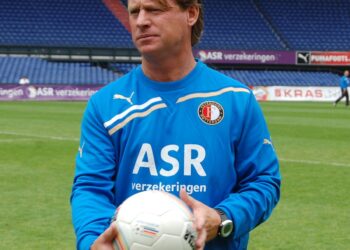 Mario Been is verbannen uit De Kuip door een grote ruzie met Dennis Te Kloese