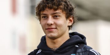 Red Bull gaat klacht indienen tegen Mercedes na verdachte actie in laatste ronde