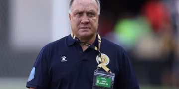 Enorme schok en tranen na nieuws over Dick Advocaat