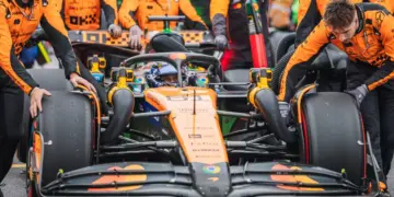 Spanningen lopen hoog op: McLaren-monteurs weigeren verder te werken